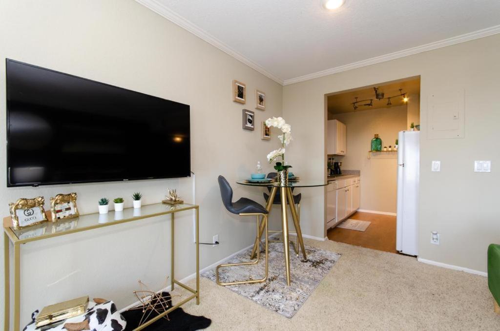 Gucci Loft FREE parking&WIFI Appartamento Los Angeles Esterno foto