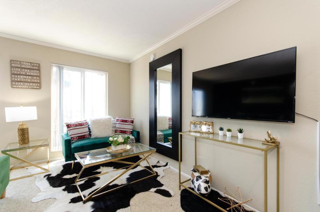 Gucci Loft FREE parking&WIFI Appartamento Los Angeles Esterno foto